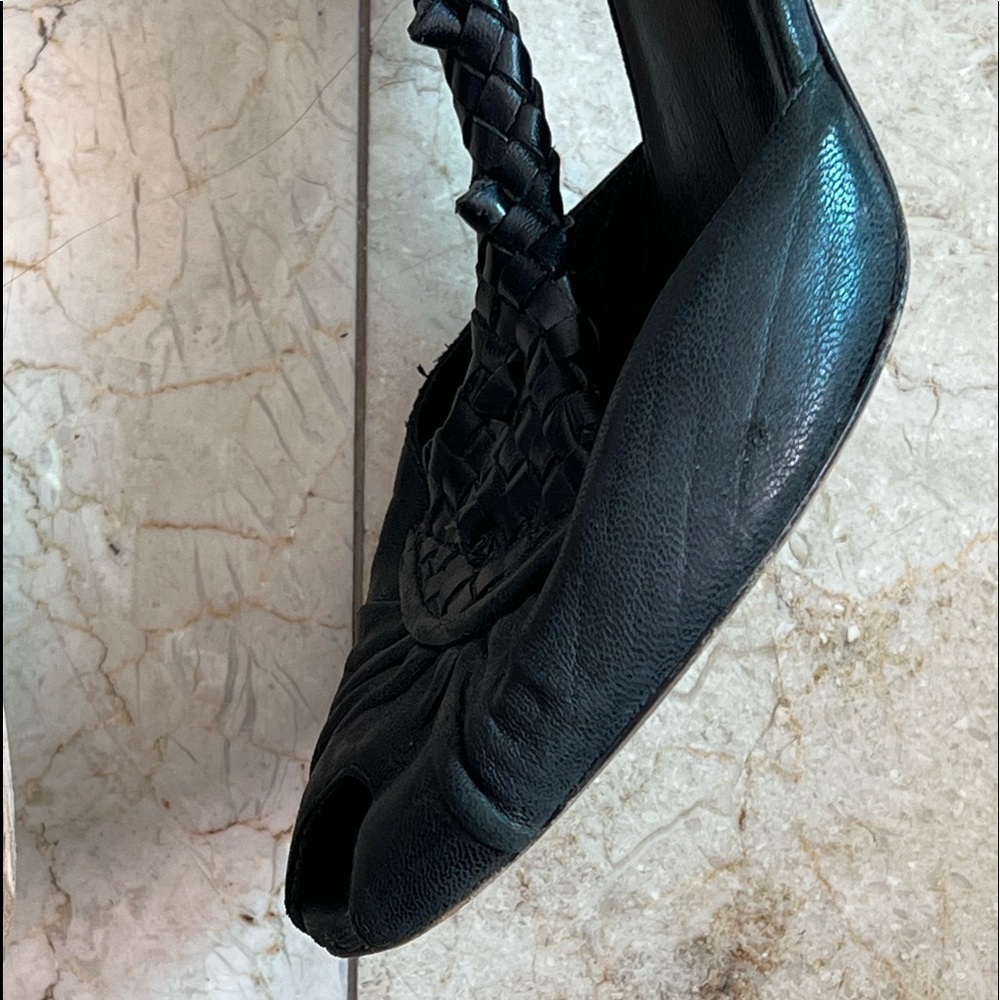 Fendi Black Leather Sandal - Picture 7 of 16